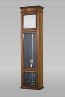 FK 0009
<br/>
Astronomische pendule of regulateur
<br/>
<em>Hohwü, Andreas</em>